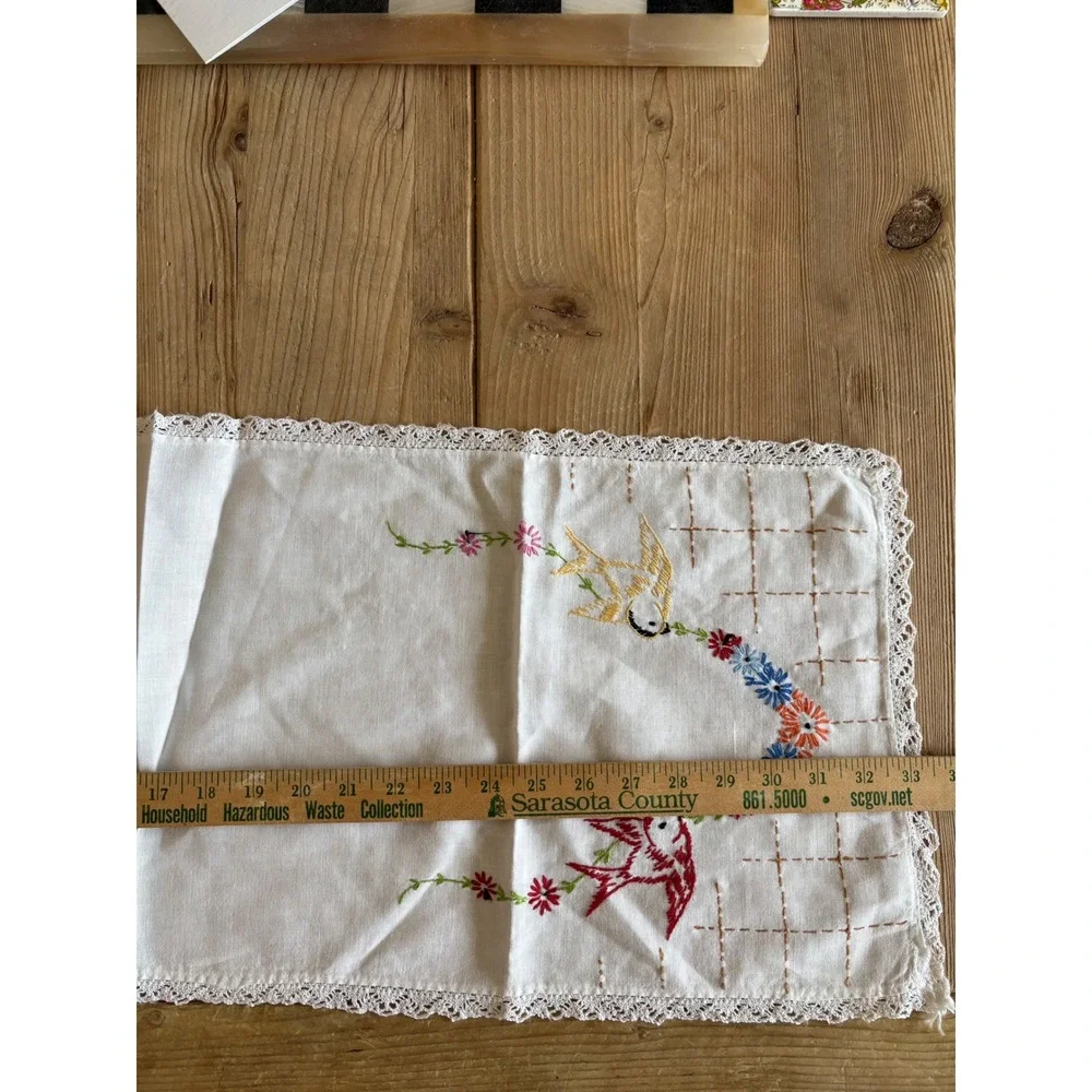 Vintage Handmade Embroidered Table Runner Birds Flowers Lace Trim White 33x12